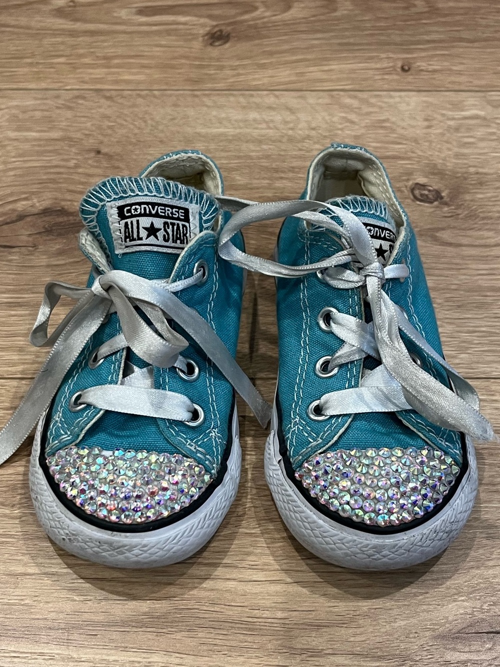 Converse Kids Teal Glitter Toe Low Top Sneakers with Silver Laces C7